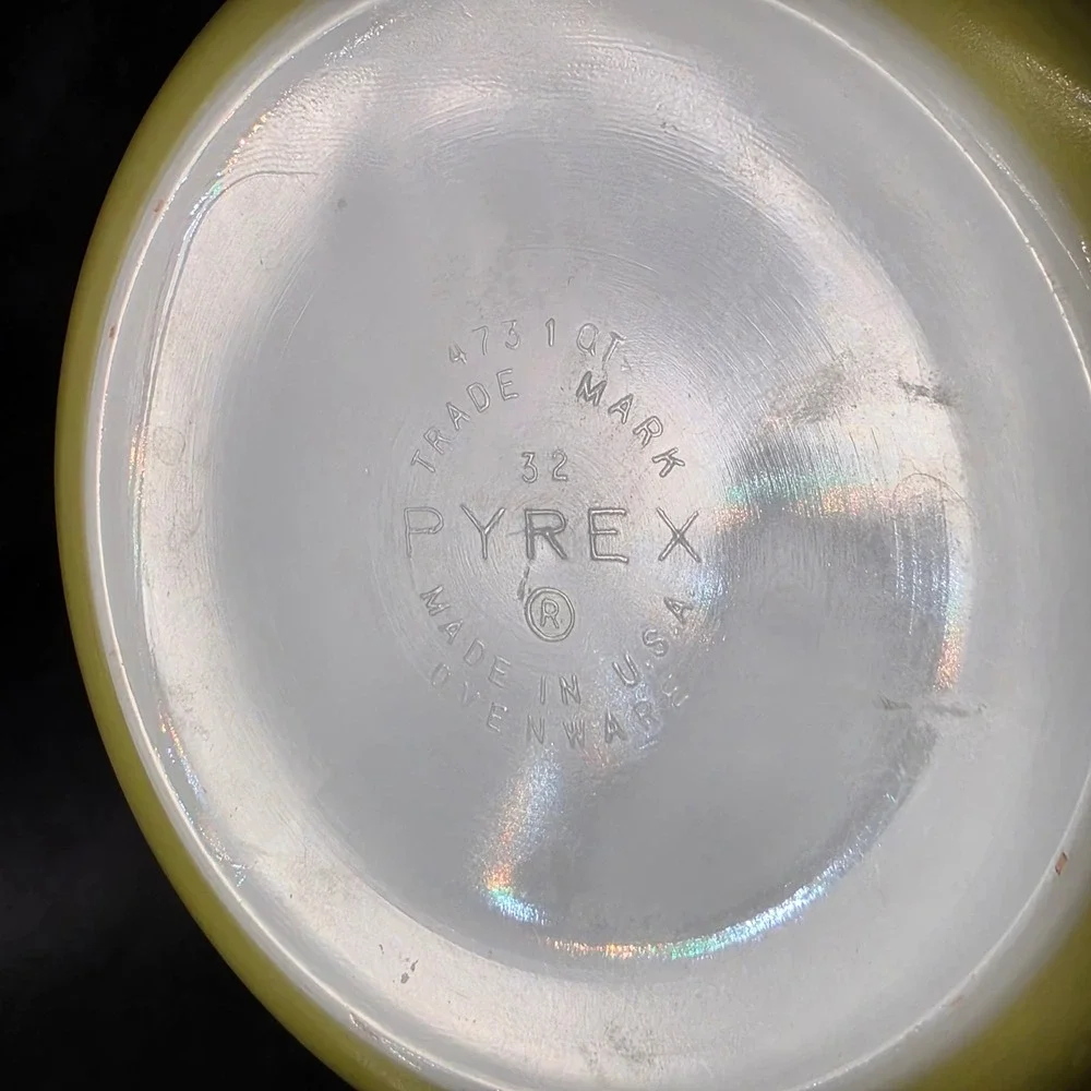 Vintage Pyrex 473 Verde Olive Green 1 Quart Cinderella Round Casserole Bowl